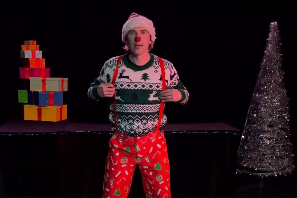 Félix, lutin du Père Noël - SHAM Spectacles