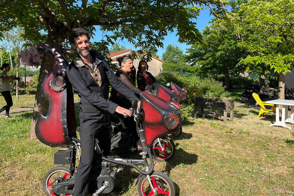 Les Vélomanes - SHAM Spectacles