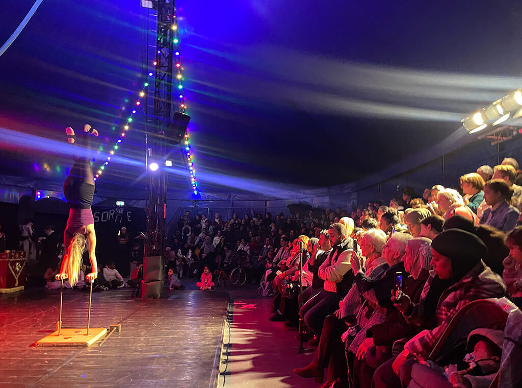 Spectacle sous chapiteau - SHAM Spectacles